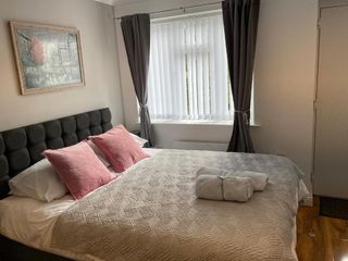 Hotel pic Beechfield House Modern studio self-contained unit with free WiFi and 