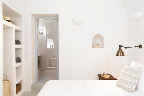 image of hotel Armenaki