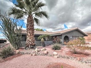 Hotel pic Bright Secluded Home 3Mi to Lake Havasu State Park