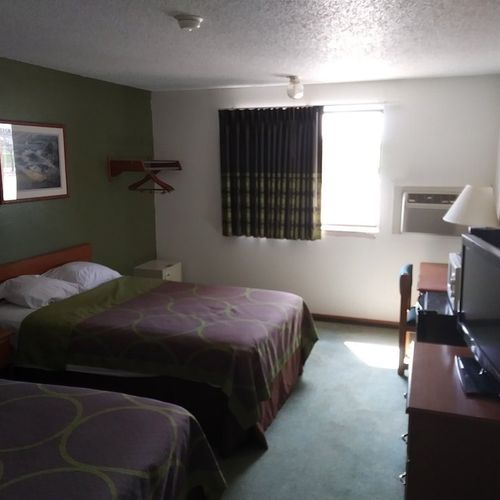 Photo of Amerihost Inn & Suites