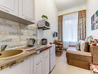 Network of Apartments "Piter Live" on Voskova