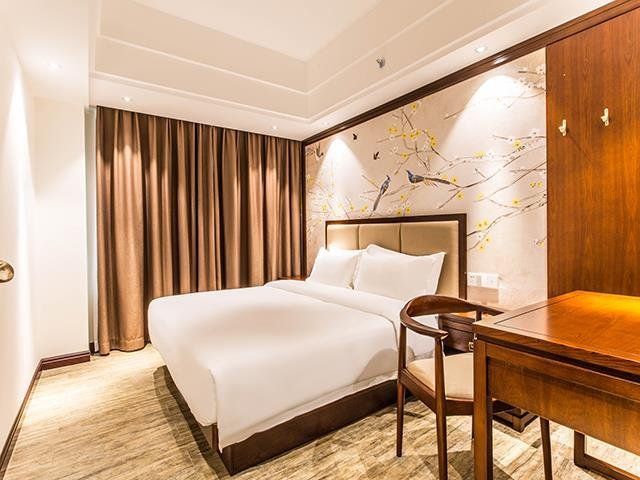 Hotel Photo 12