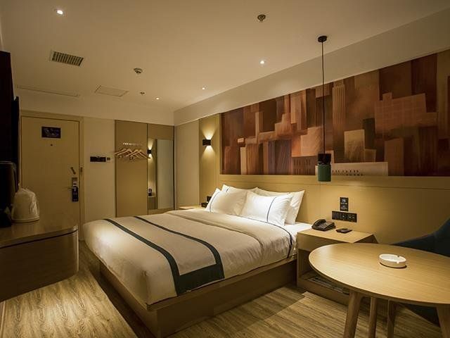 Hotel Photo 9