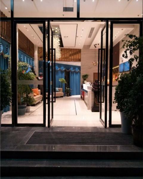 Hotel Photo 1
