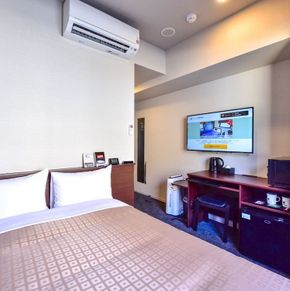 NearBy Hotel