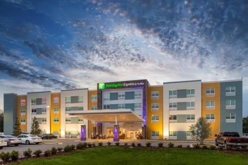 Photo of Holiday Inn Express & Suites - Wildwood - The Villages, an IHG Hotel