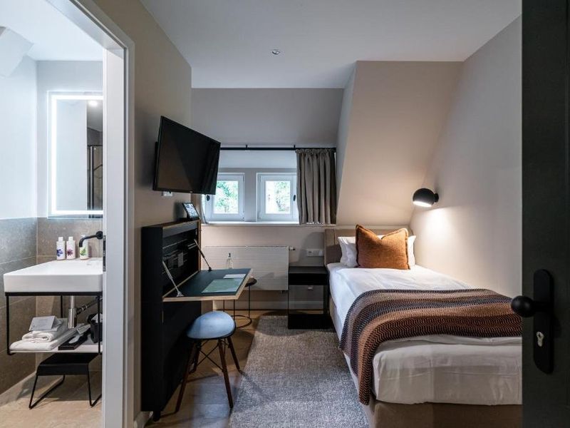 Hotel Photo 3
