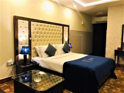 Hotel Photo 9