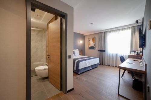 Hotel Photo 11