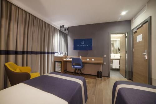 Hotel Photo 6