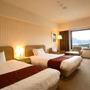 NearBy Hotel