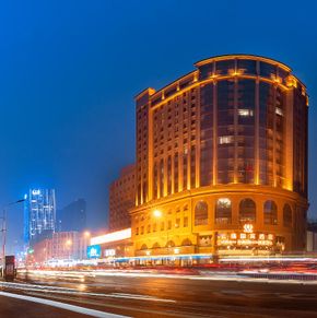 NearBy Hotel