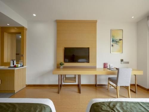 Hotel Photo 12