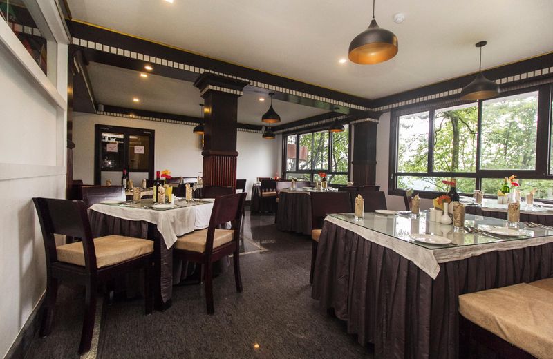 SPOT ON 73379 Krishna Lodge
