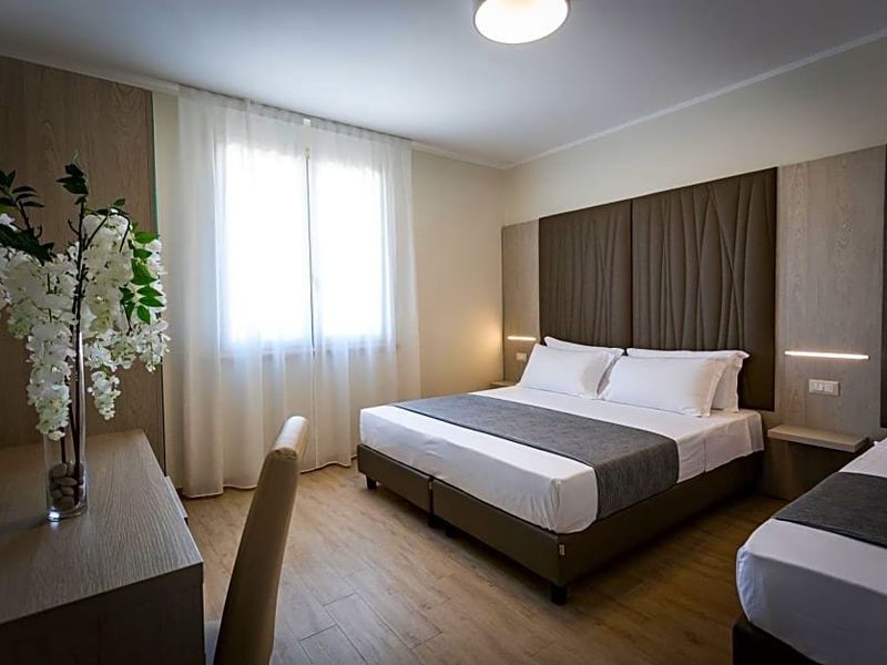 Hotel Photo 20