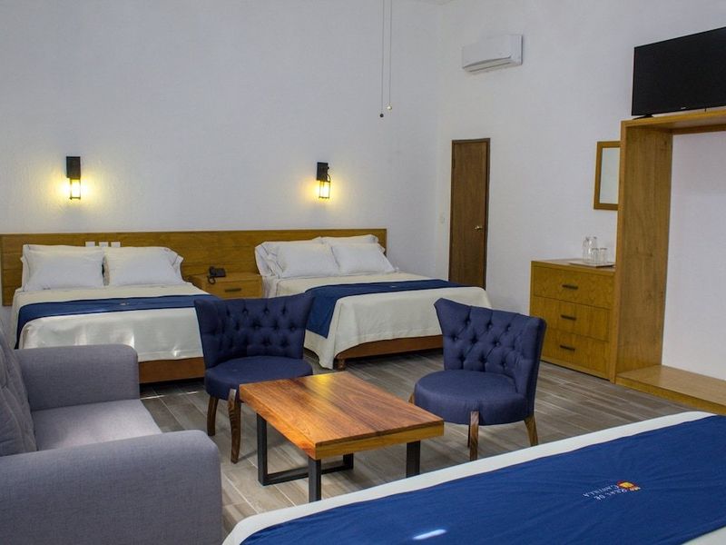 Hotel Photo 2