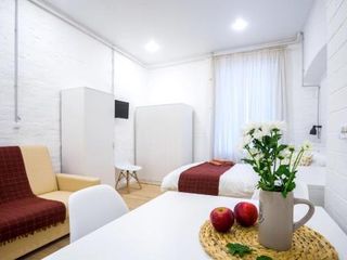 Guests Love on Ligovskiy 68