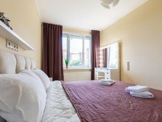 View apartment by Neva river