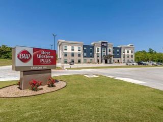 Фото отеля Best Western Plus Choctaw Inn & Suites