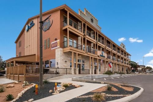 Photo of Best Western Bandera Suites & Saloon