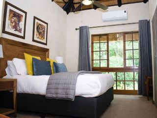 Hotel pic Inyamatane 227B Kruger Park Lodge