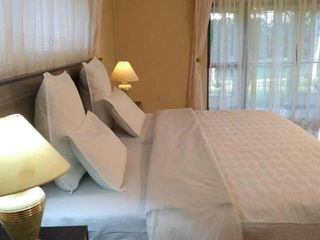 Hotel pic Immaculate 6-Beddroomed Guest House in Harare