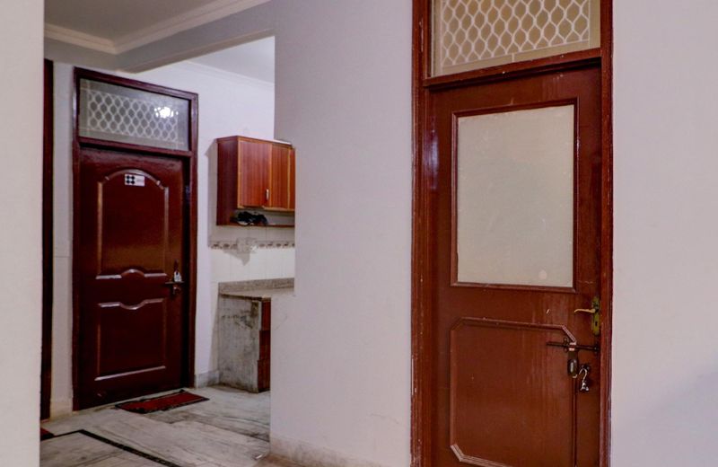 OYO 73859 Shubham Residency