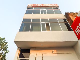 Hotel pic OYO 72465 Hotel Gudaura