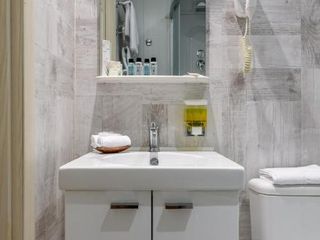 Ruann Decart Apartments