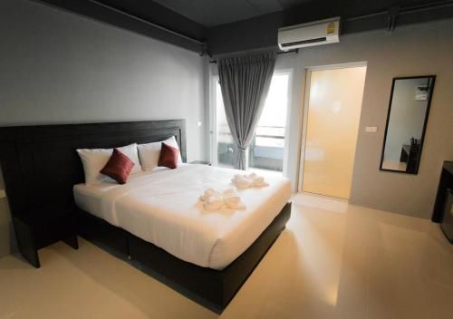 B-Black Hotel Chonburi