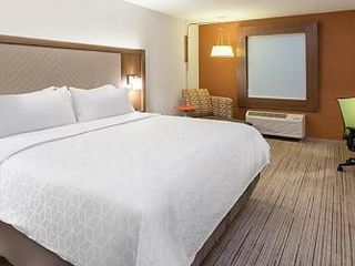Фото отеля Holiday Inn Express & Suites - Green River, an IHG Hotel