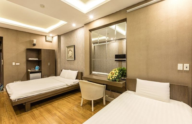 Manmo Ha Noi Business Hotel