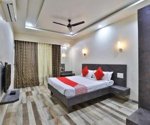 Hotel Rowton Vadodara India
