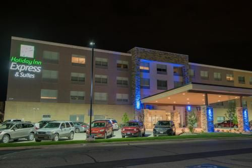 Photo of Holiday Inn Express & Suites - Louisville N - Jeffersonville, an IHG Hotel