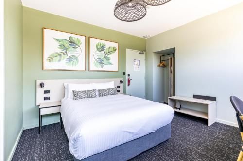 Hotel Photo 12