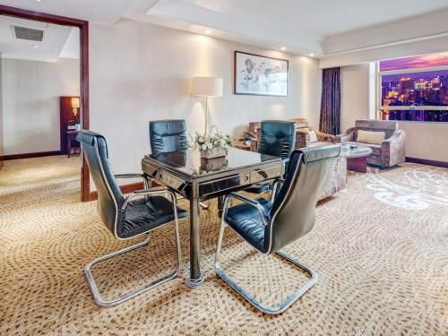 Hotel Photo 16
