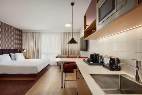 Hotel Photo 1