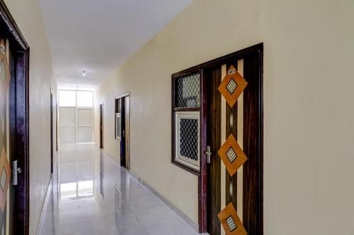 OYO 75124 Hotel Rama Deluxe