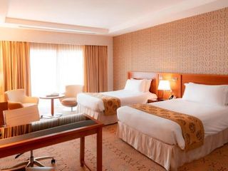 Фото отеля Holiday Inn - Suites Kuwait Salmiya, an IHG Hotel