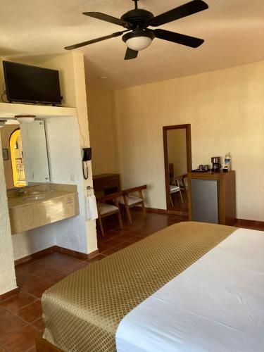Hotel Photo 8