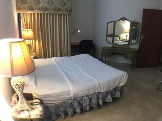 Hotel pic E Lodge