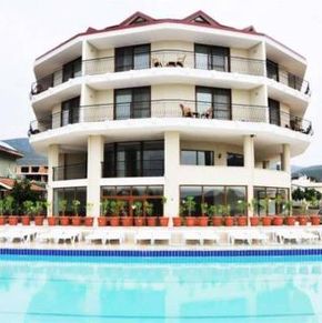NearBy Hotel