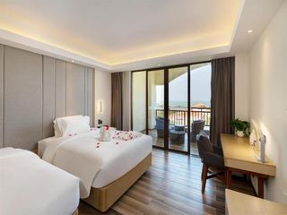 Фото отеля Lavande Hotel Haikou Binhai Avenue