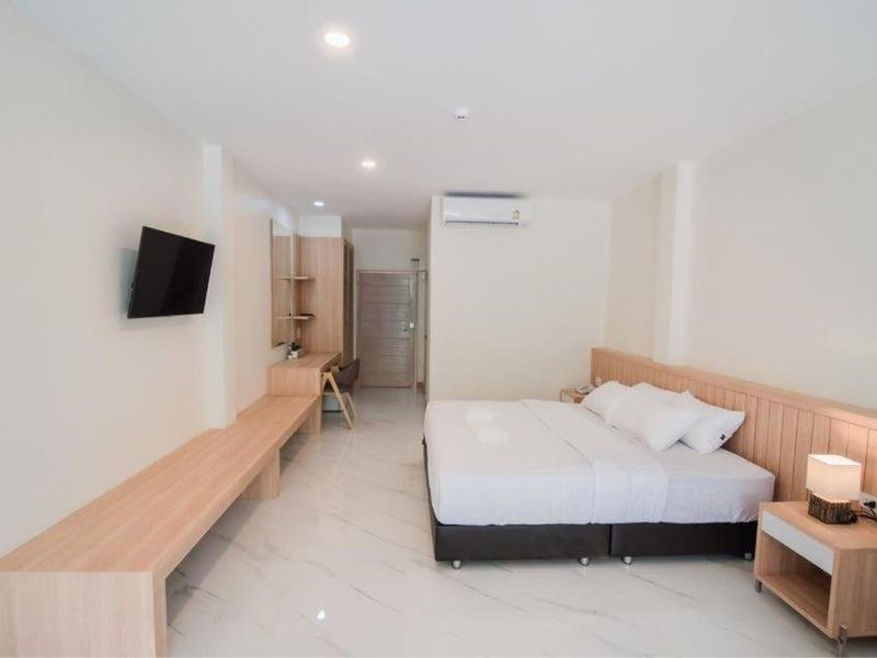 Hotel Photo 12