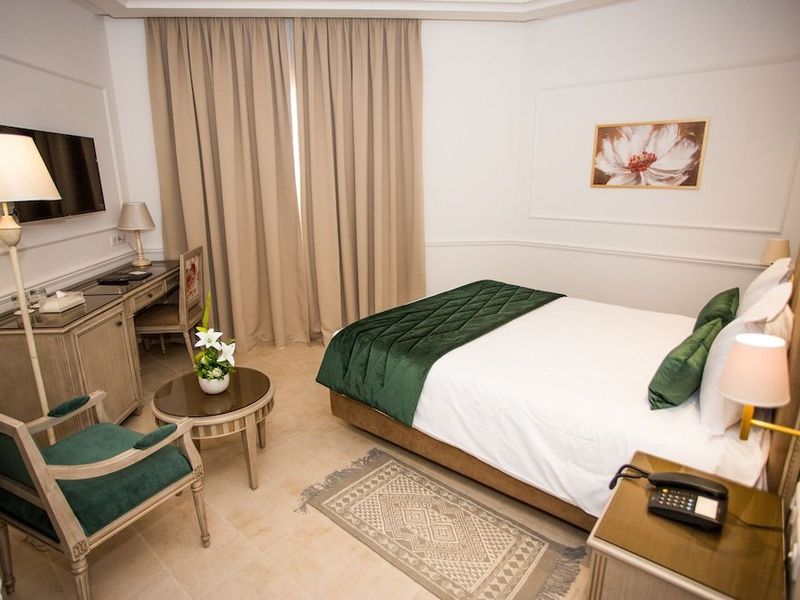 Hotel Photo 11