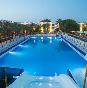 NearBy Hotel