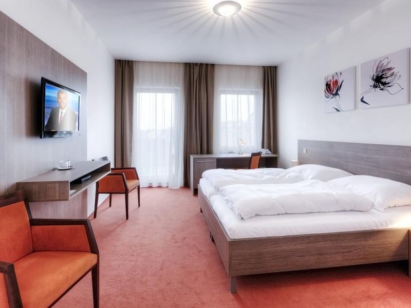 Hotel Photo 1