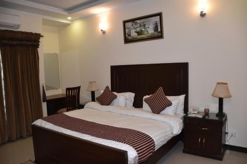Hotel Photo 11