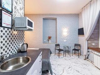 Апартаменты Чёрное дерево на Старо-Петергофском пр-е 52
