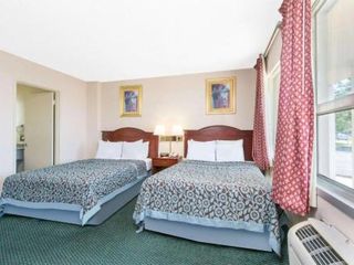 Hotel pic Blue Way Inn & Suites Wichita East